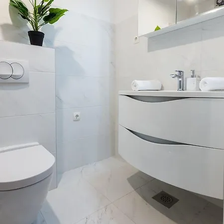 Deluxe Near The Bridge Appartement Zadar