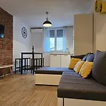 Deluxe Near The Bridge Apartman *
