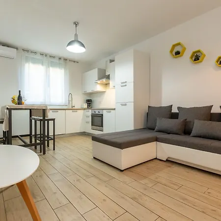 Appartement Deluxe Near The Bridge Zadar