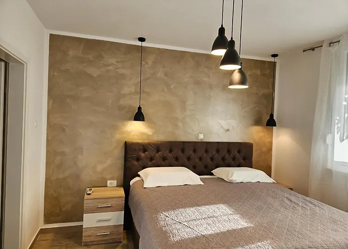 Deluxe Near The Bridge * Ζαντάρ