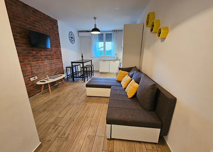 Deluxe Near The Bridge זאדאר