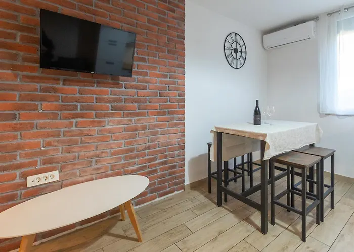 דירה Deluxe Near The Bridge *