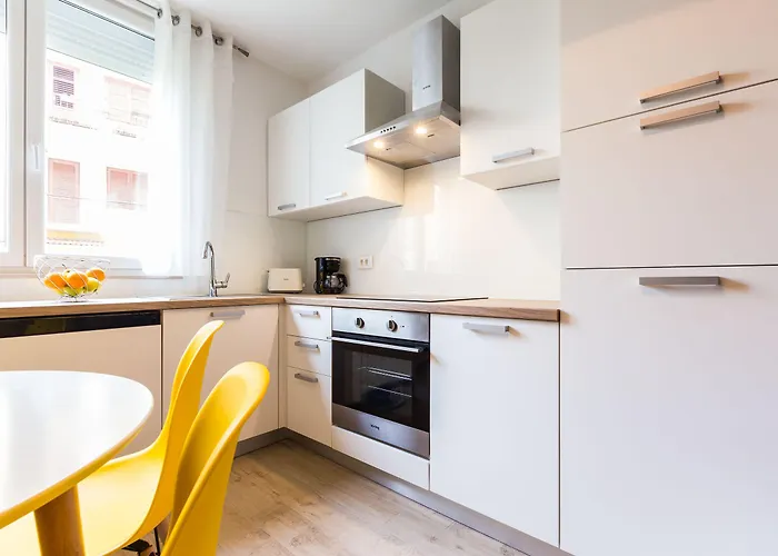 Deluxe Near The Bridge דירה זאדאר