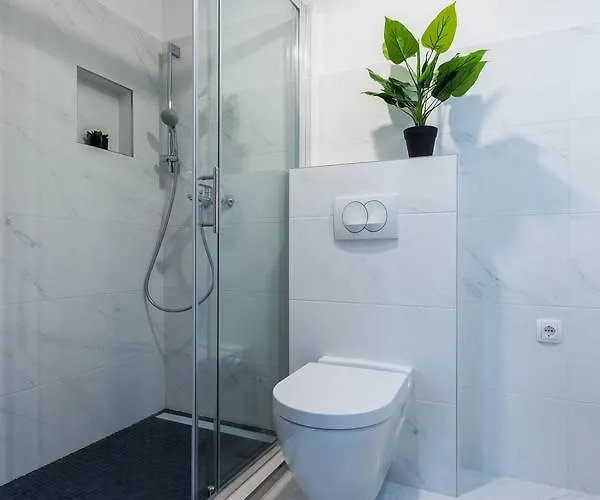 דירה Deluxe Near The Bridge