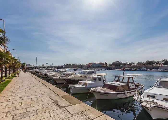Deluxe Near The Bridge Διαμέρισμα Ζαντάρ